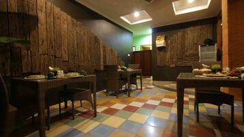 Desayuno continental incluido todos los días