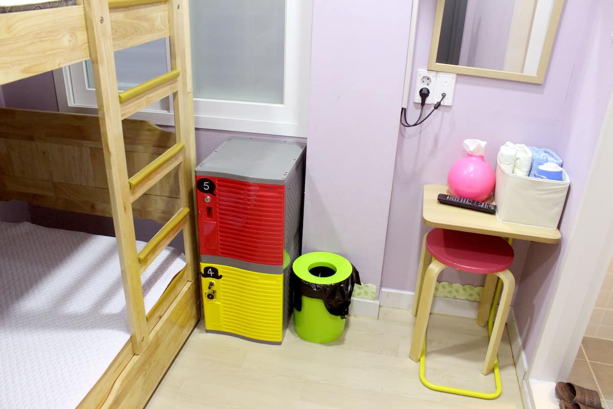 Bunk Bed Room | 免费 WiFi