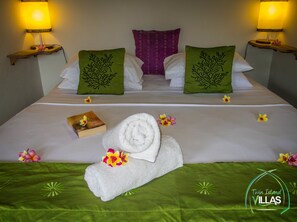 Doppelzimmer, Balkon, Meerblick | Minibar, Zustellbetten, kostenloses WLAN, Bettwäsche