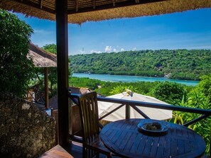 방갈로, 전용 수영장 | 발코니