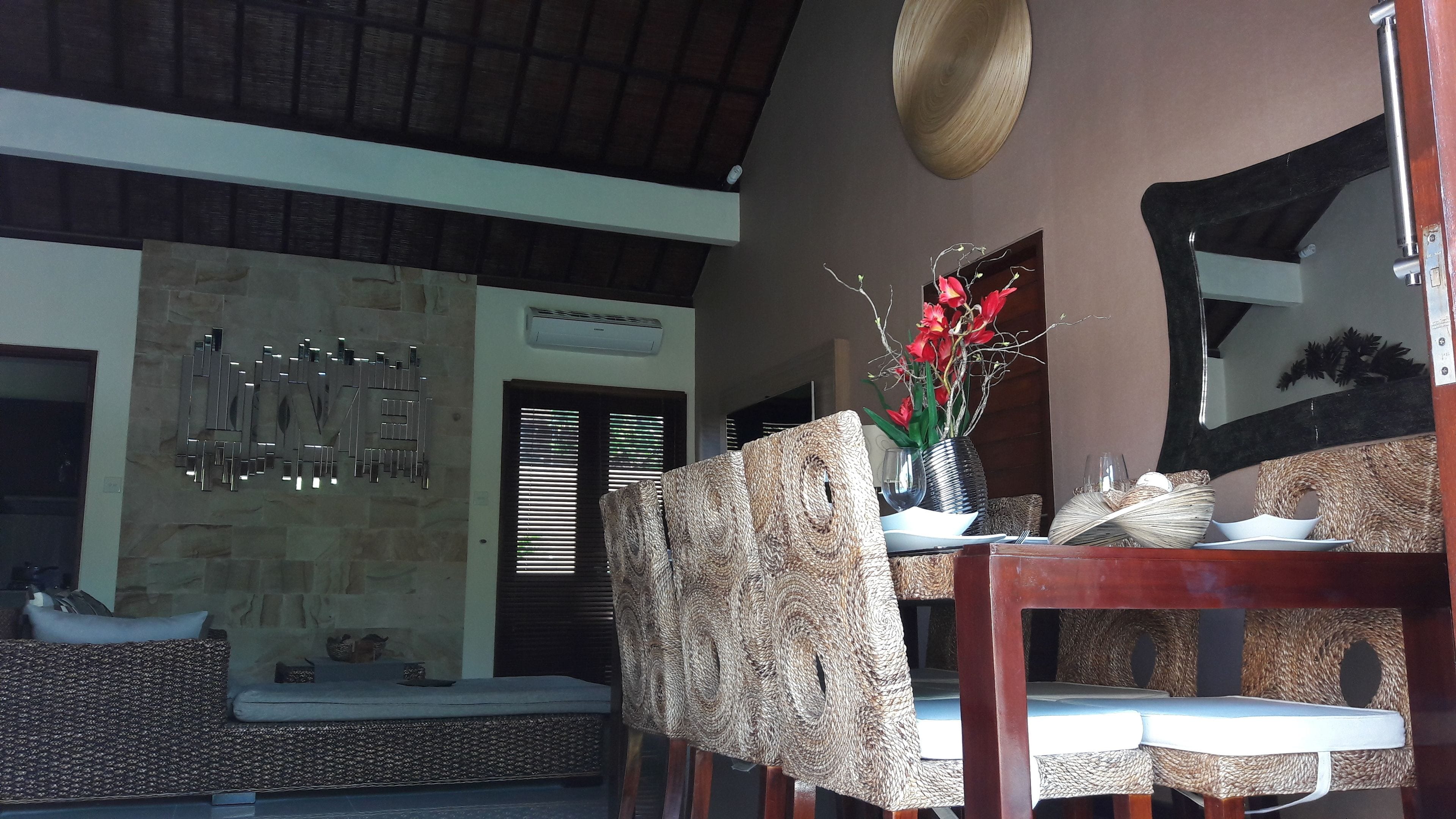 Villa, 2 habitaciones, piscina privada | Servicio de comidas en la habitación