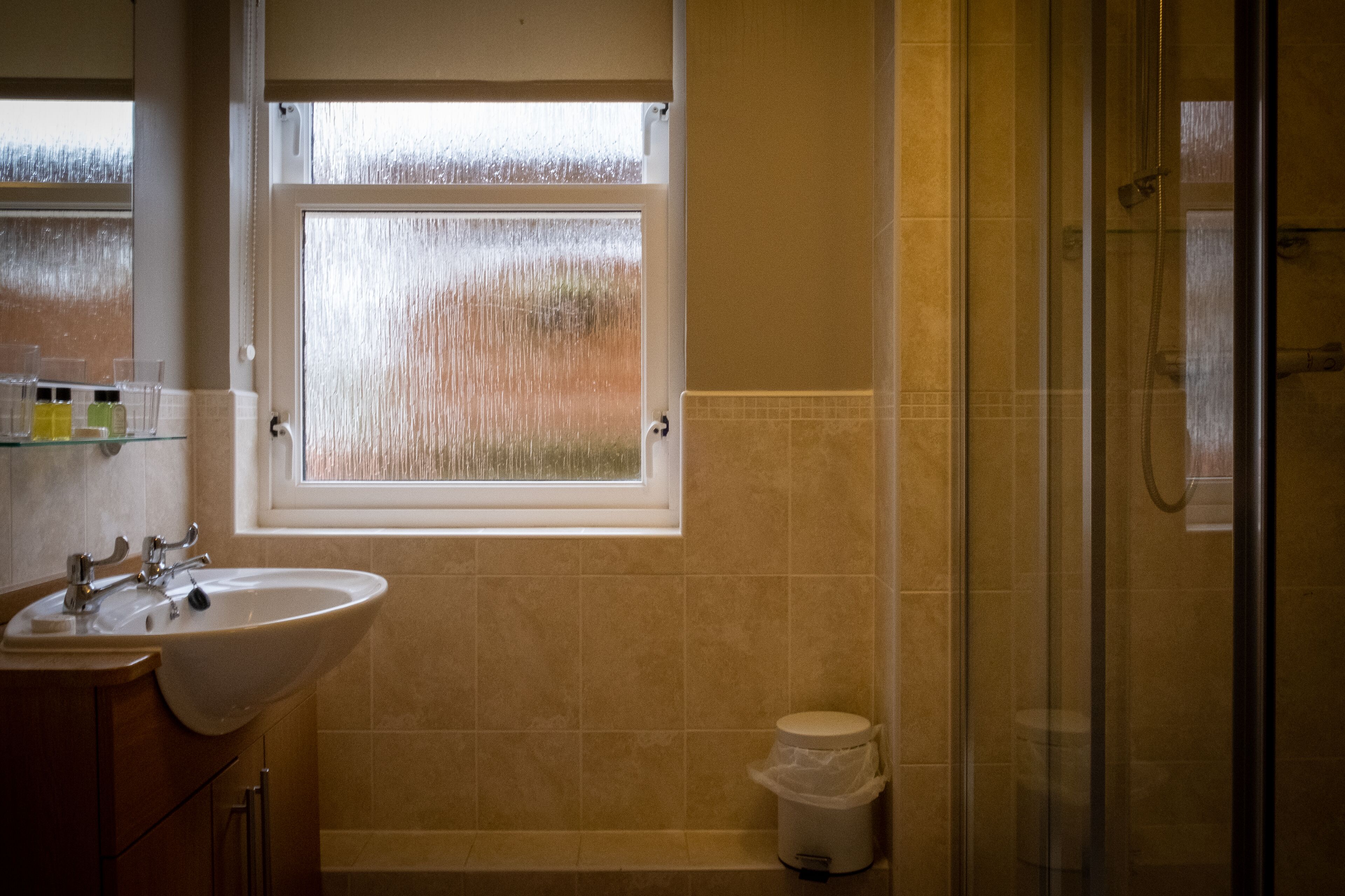 family room | bathroom | free toiletries, hair dryer, towels