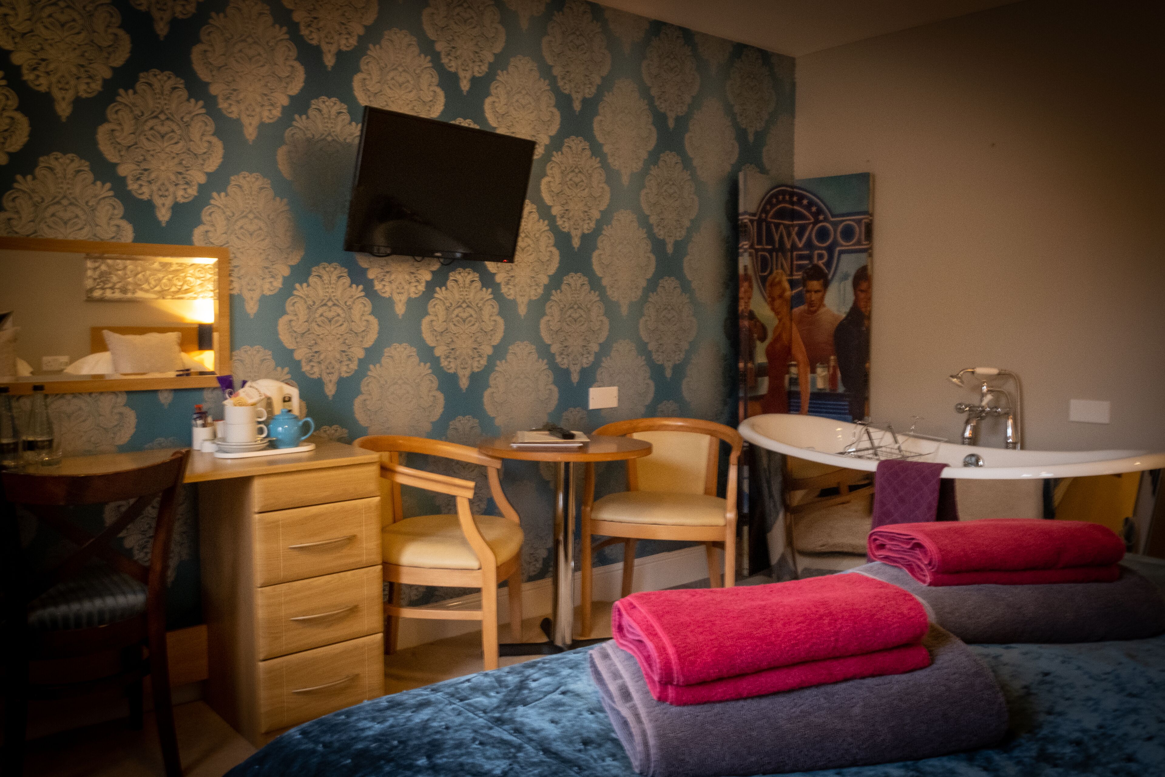 twin room, accessible | desk, iron/ironing board, free wifi, bed sheets