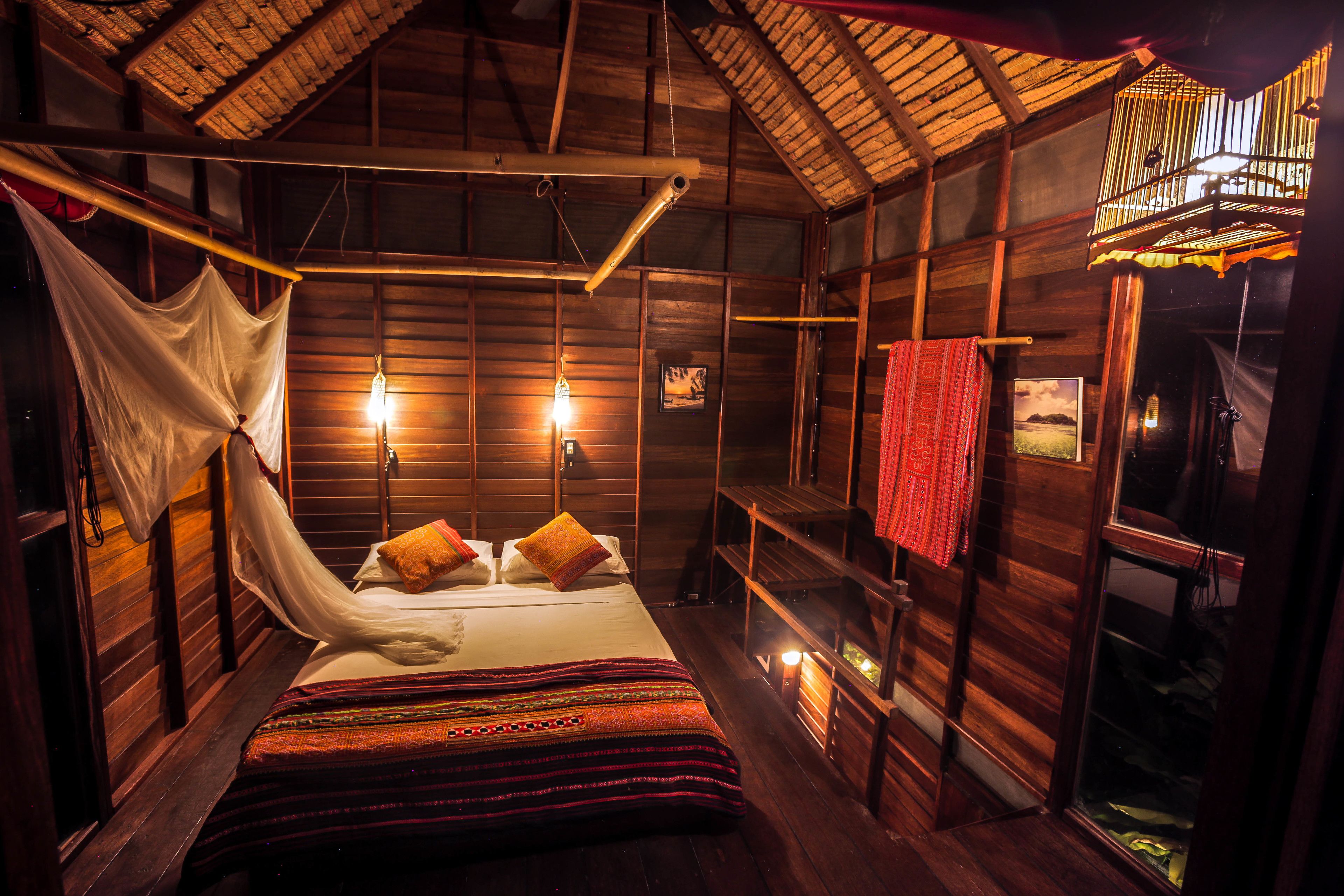 in-room safe, individually decorated, bed sheets