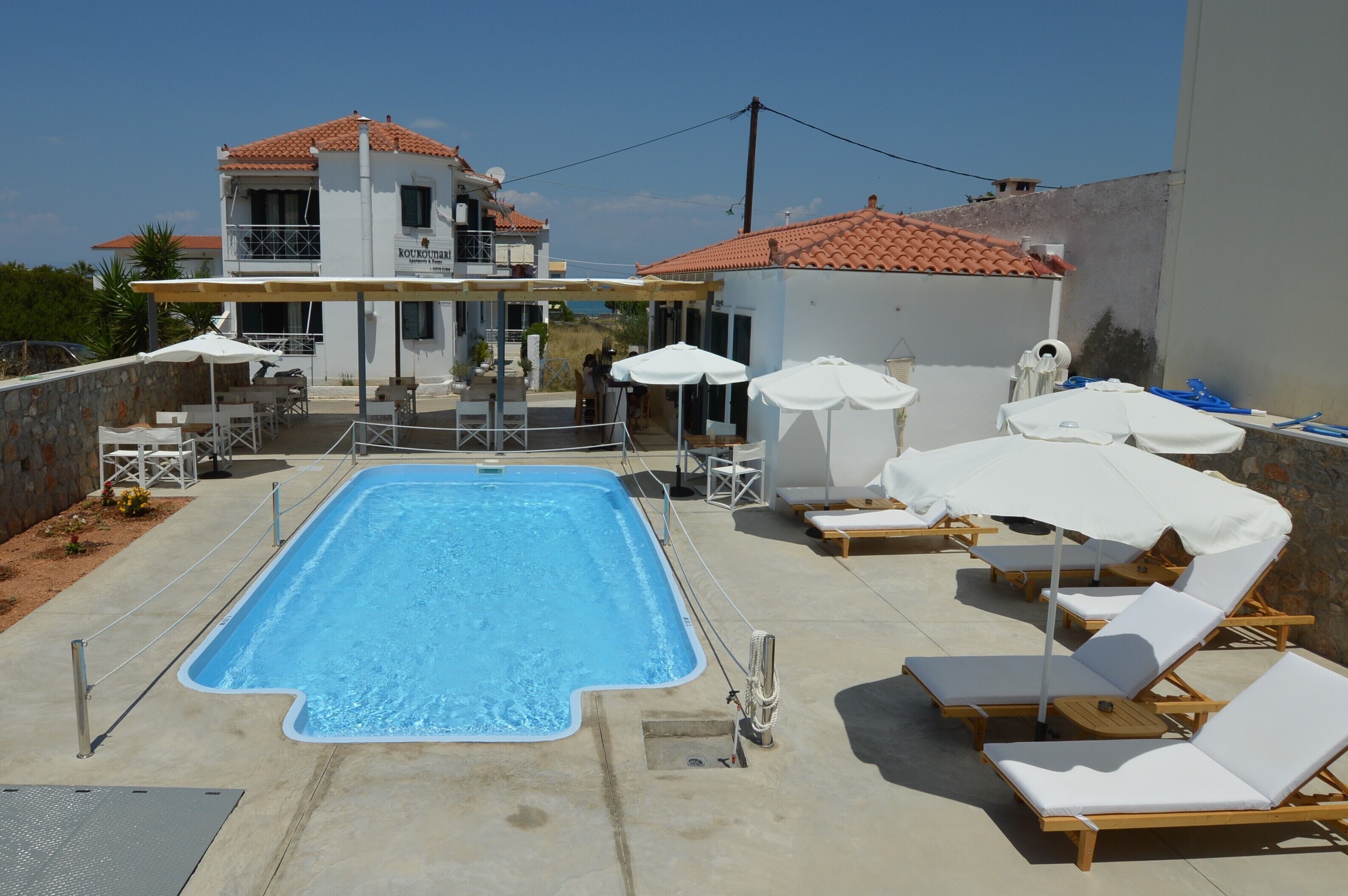 Außenpool (je nach Saison geöffnet)