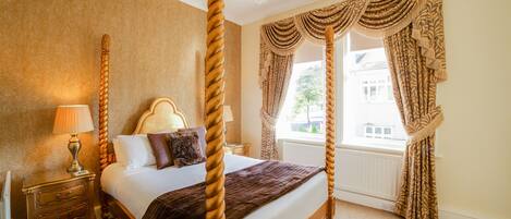 Deluxe Suite, 1 Double Bed | Desk, iron/ironing board, free WiFi, bed sheets