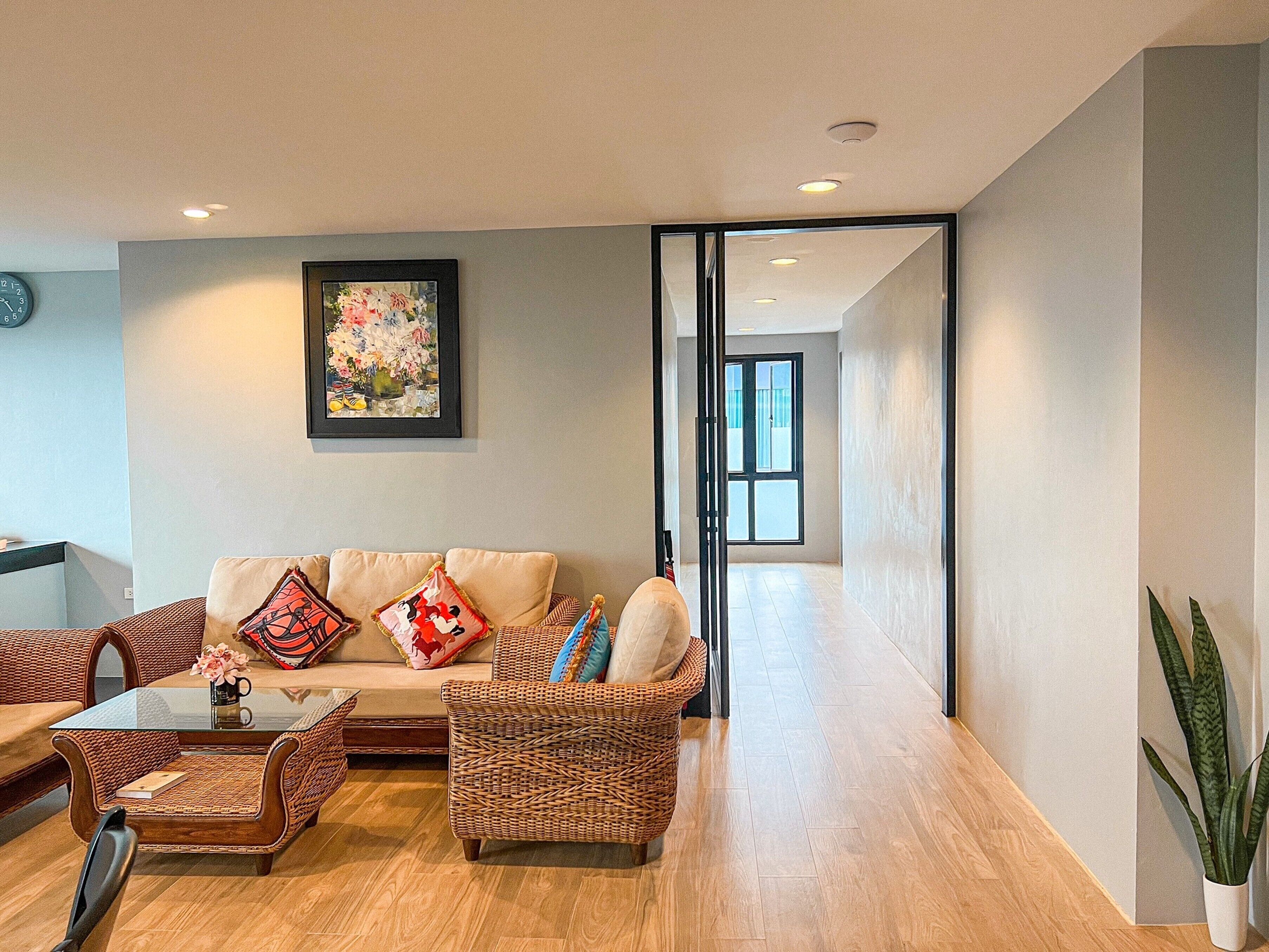 penthouse | living area | lcd tv