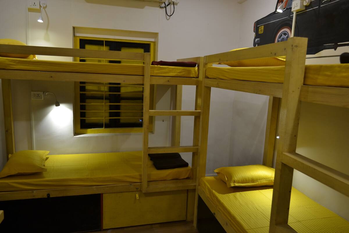 Dortoir Partagé Deluxe, dortoir mixte | Coffres-forts dans les chambres, chambres insonorisées, Wi-Fi gratuit