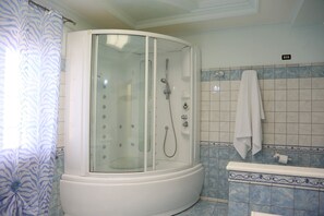 Quarto casal conforto | Chuveiro