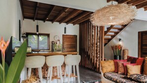 Unclassified image, 3 of 55, button - Villa LeoNora (Ubud)