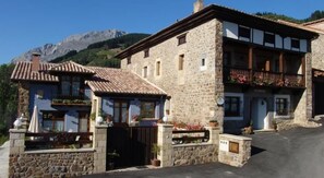 Front of property - Posada Mirador de Picos (Cillorigo de Liebana)