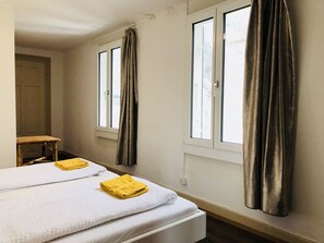 Chambre avec lits jumeaux