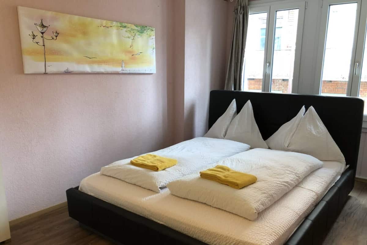 Basic-Vierbettzimmer, eigenes Bad