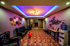 Lobby - Naiyang Place Phuket Airport (Sa Khu)