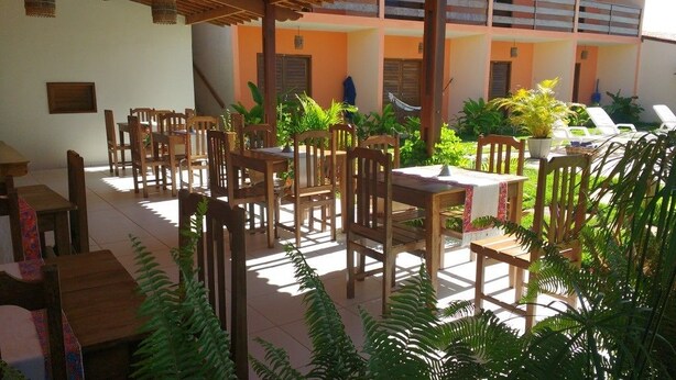 Free daily buffet breakfast  - Chalés Maresia (São Miguel dos Milagres)