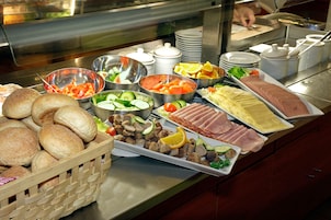 Desayuno continental todos los días (con cargo)