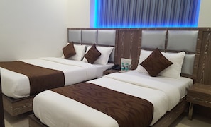 Room (Super Deluxe Triple )