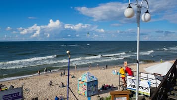 Una spiaggia nelle vicinanze