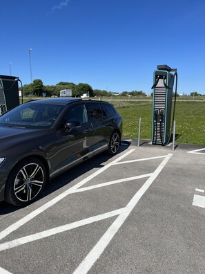 Laddningsstation för elfordon