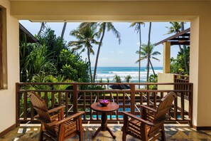 Villa With Private Pool | Beach/ocean view - Chillax Villas (Matara)