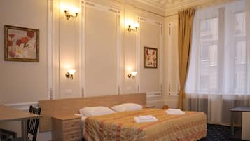 Comfort Twin Room, 1 Bedroom | Peti besi dalam bilik, seterika/papan seterika