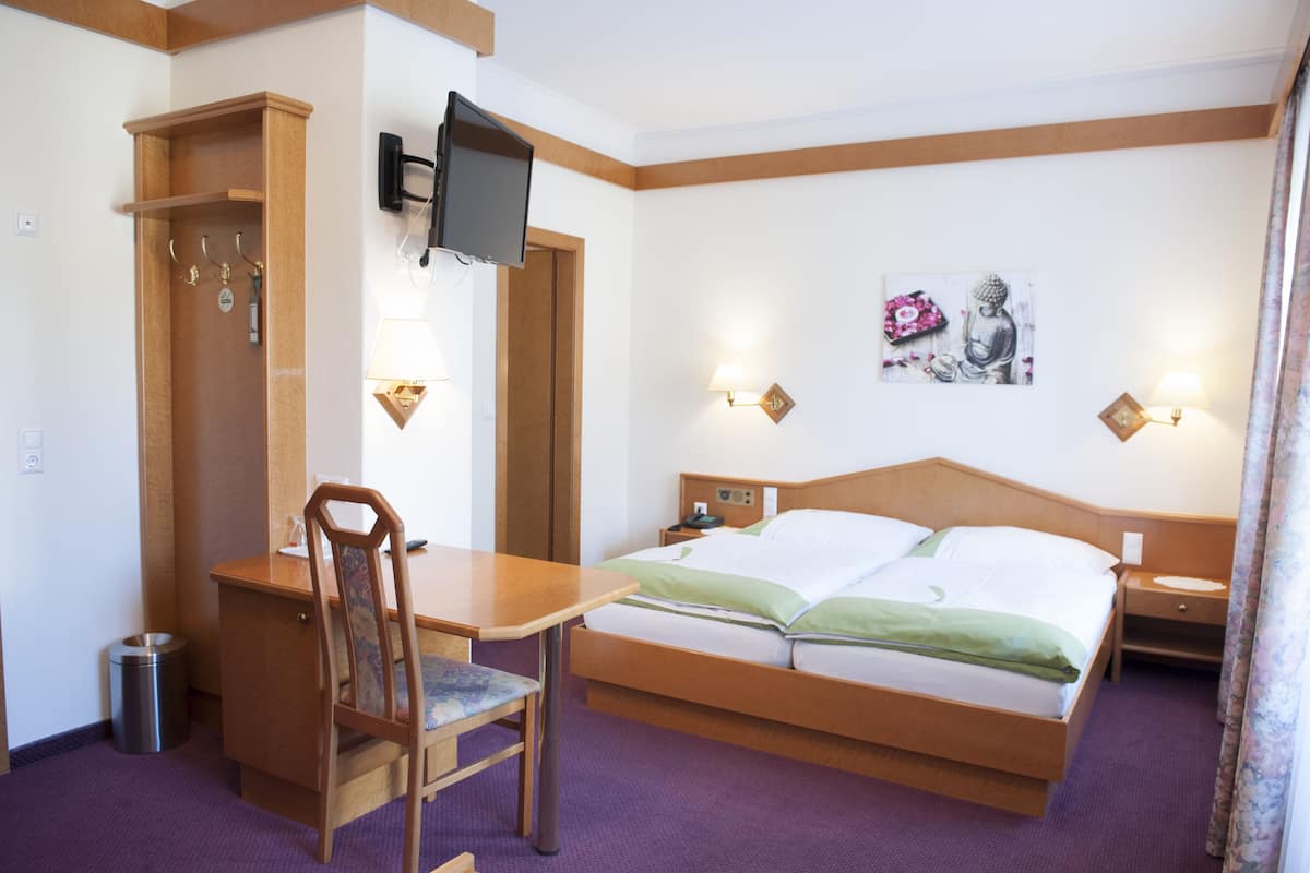 in-room safe, desk, blackout curtains, free wifi