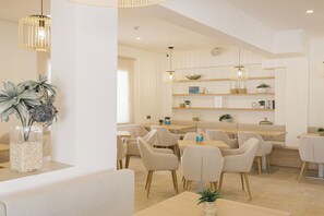 Lounge - HSR Gil  (Calvia)