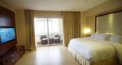 Pearlwort Hotel and Suites