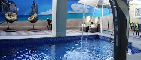 Piscine extérieure