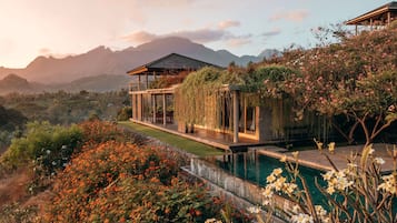 Villa Arun | Individually decorated, individually furnished, free WiFi, bed sheets