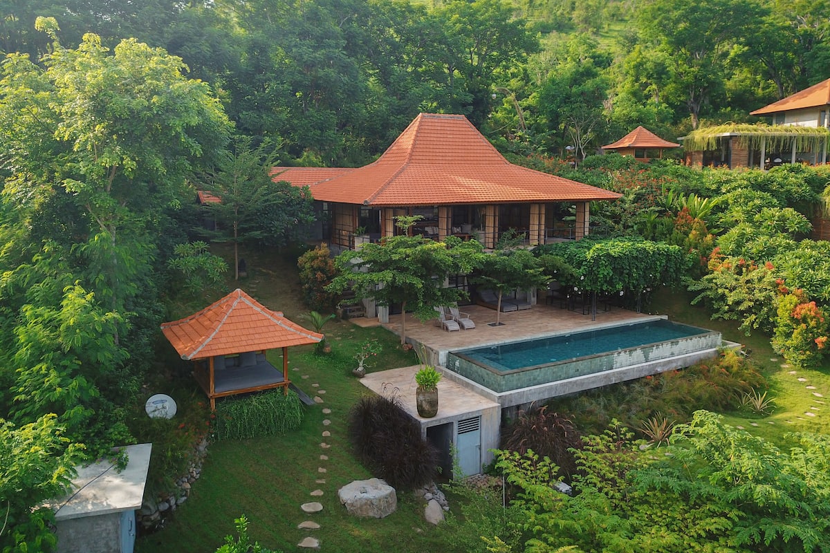 วิลล่า (Loulaki) | วิวสวน