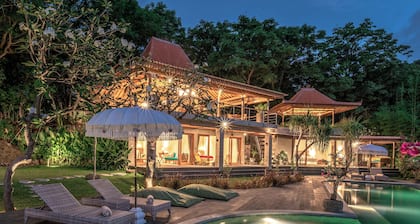 Sumberkima Hill Private Villa Retreat