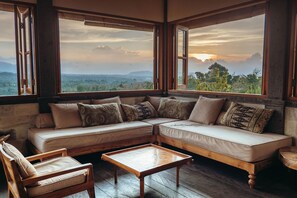 Villa (Naga) | Sala de estar
