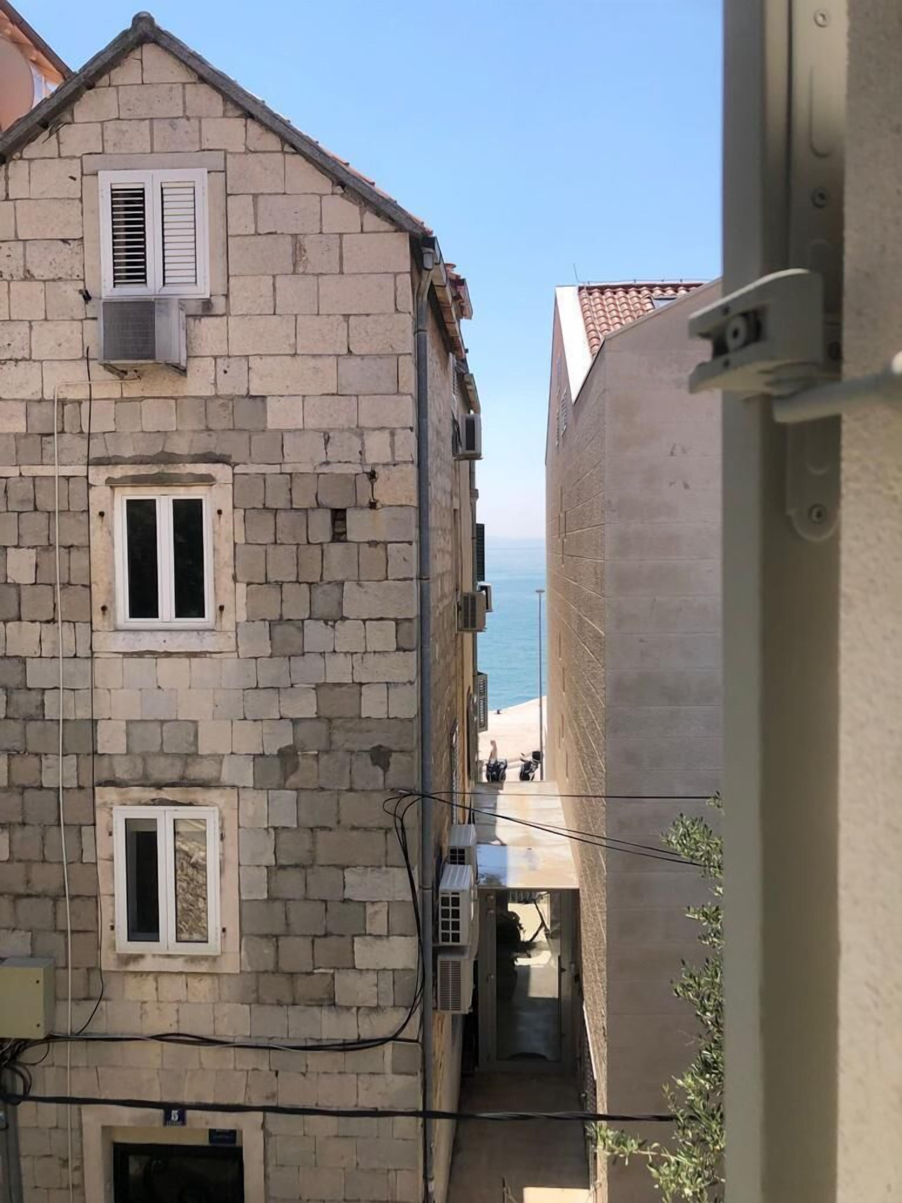 penthouse suite, spa bath | view from room