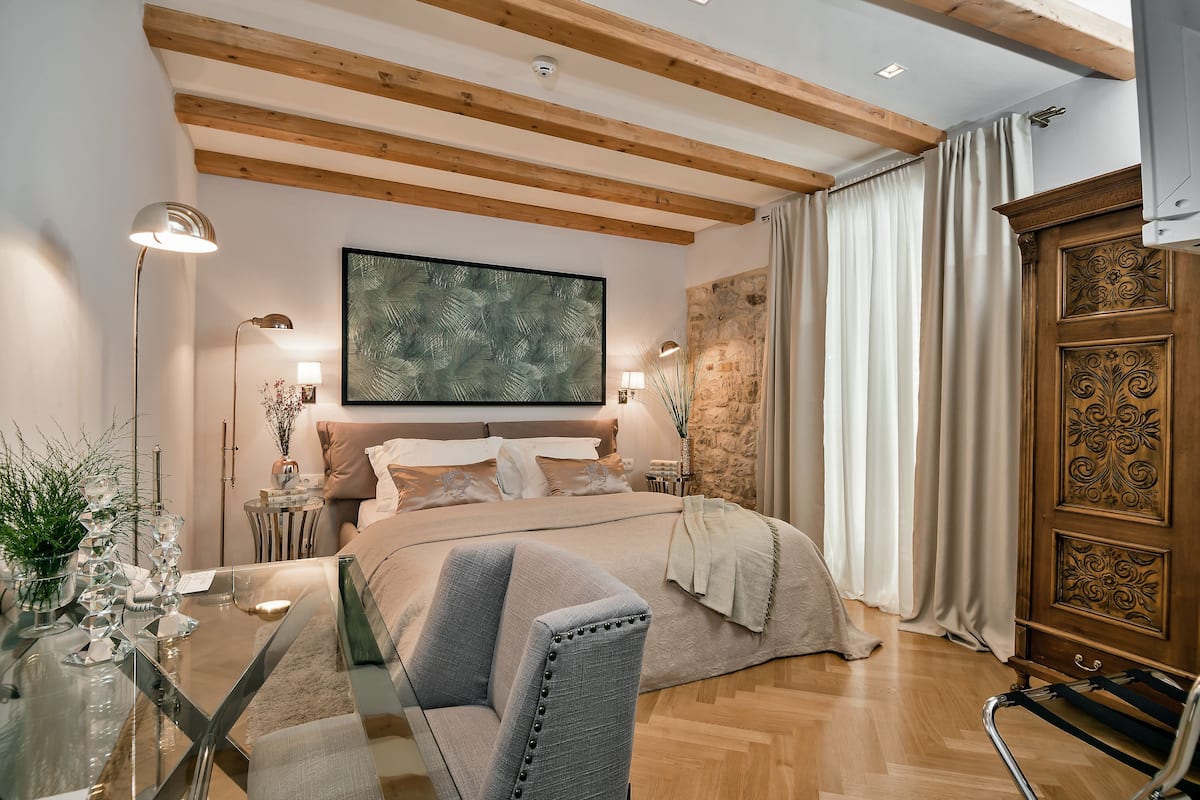 double room, balcony | premium bedding, minibar, in-room safe, desk