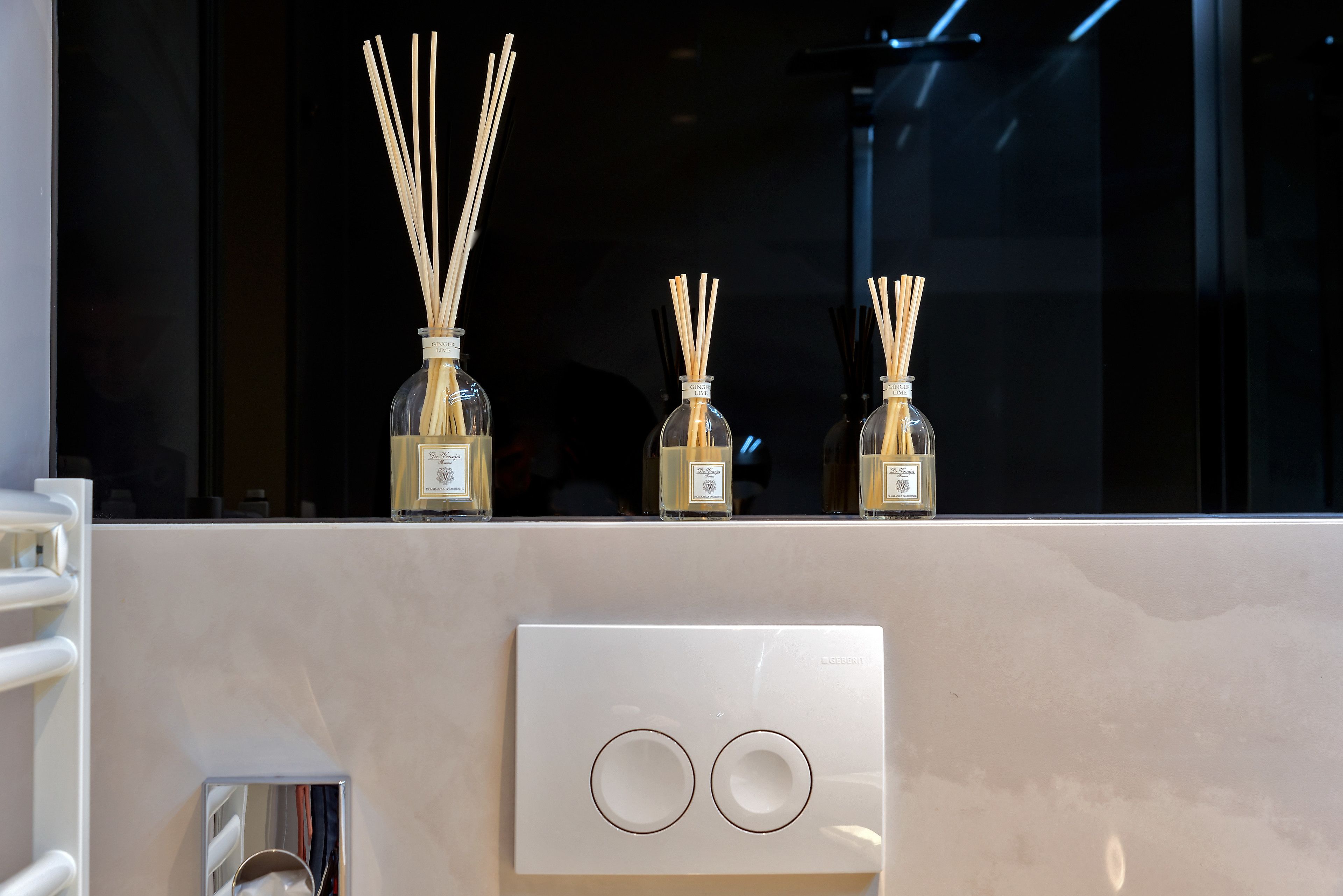 double room, ground floor | bathroom | free toiletries, hair dryer, bathrobes, slippers