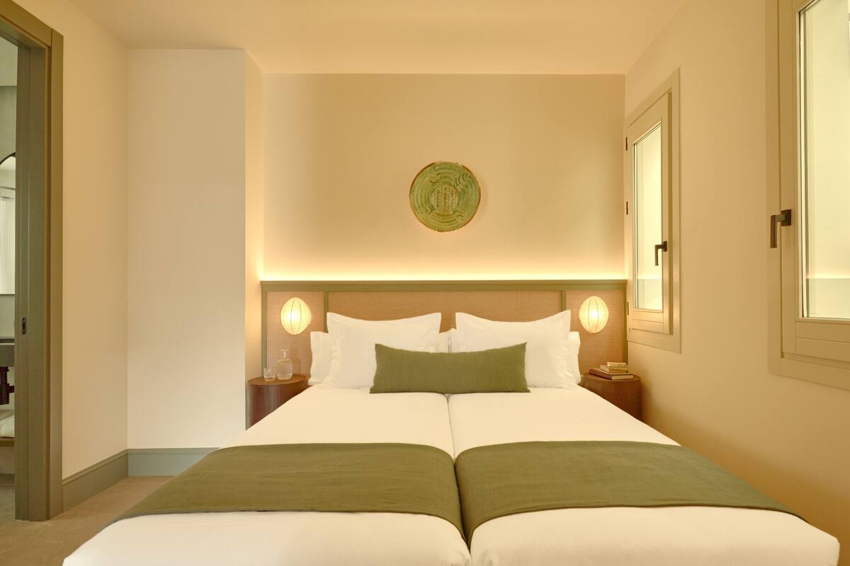 Apartment, City View | In-room safe, laptop workspace, soundproofing, iron/ironing board