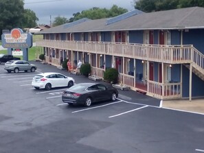 Front of property - Mountain Country Inn (Branson West)