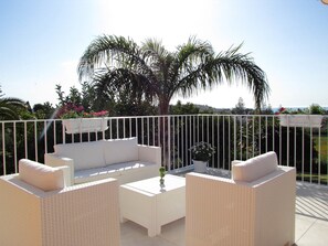 Apartment, 2 Bedrooms, Terrace, Sea View | Balcony