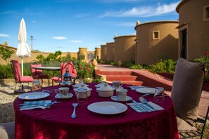 2 restaurants servant le petit déjeuner, spécialités Cuisine marocaine