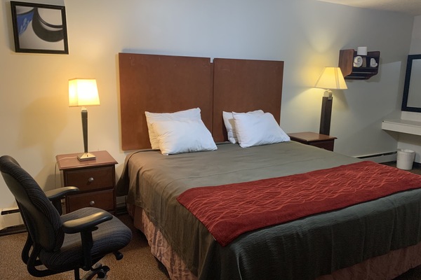 Single Room, 1 Double Bed | Free WiFi, bed sheets