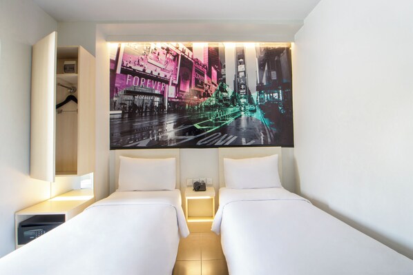 Twin Biz | In-room safe, desk, free WiFi