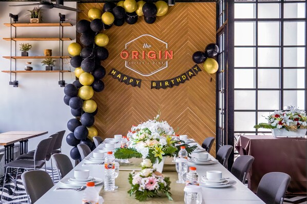 Frühstück, Mittagessen, Abendessen, indonesische Küche 