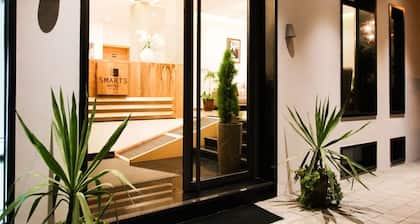 Smarts Hotel