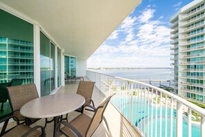 Condo, varias camas (Caribe Unit C509) | Balcón