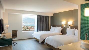 Ropa de cama de alta calidad y camas con pillow-top
