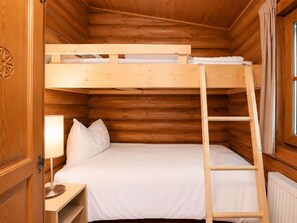 3 bedrooms, WiFi