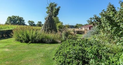 Farmhouse Vleteren with Garden & BBQ