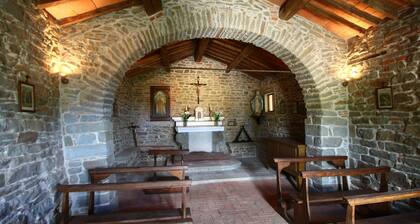 _x000D_<br>Farmhouse in Loro Ciuffenna