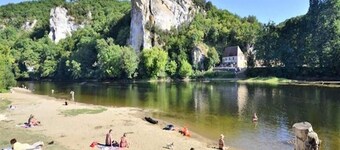 Villa in Velines with Garden and Wine Tours